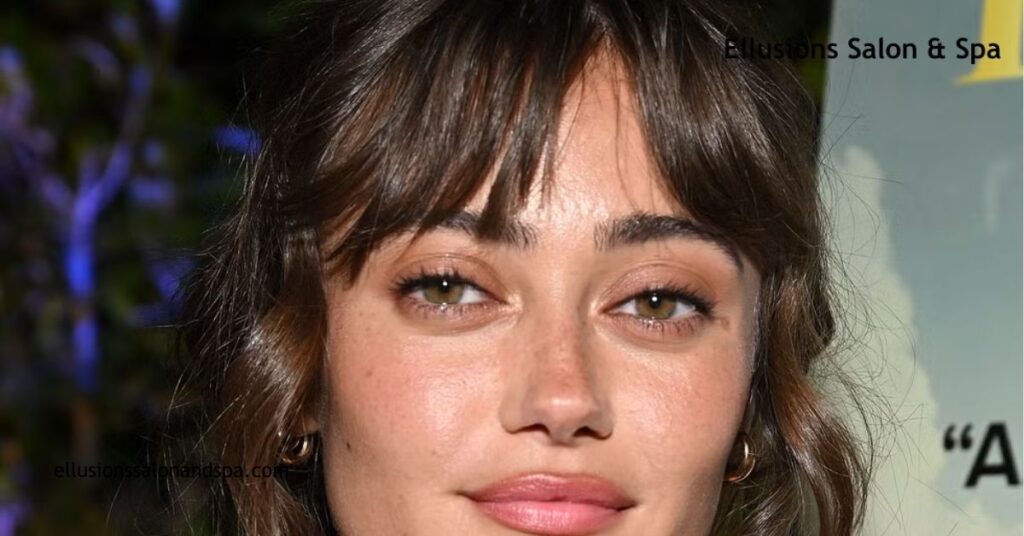 Benefits of Haircuts With Curtain Bangs