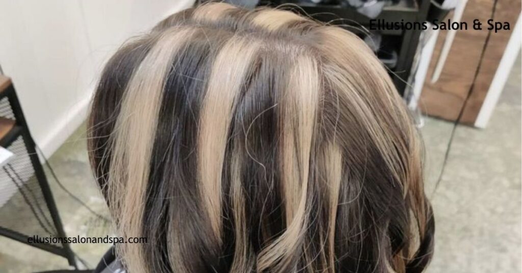 Unleash Your Inner Y2K Vibe: How to Rock the Bold Skunk Hair Trend Like a Pro 2 Unleash Your Inner Y2K Vibe: How to Rock the Bold Skunk Hair Trend Like a Pro 1